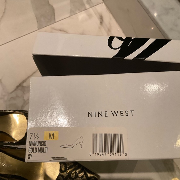 Nine West heeled shoes - Picture 4 of 5